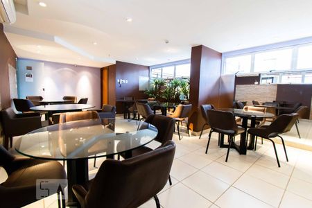 Apartamento para alugar com 27m², 1 quarto e 1 vaga Apartamento para alugar com 27m², 1 quarto e 1 vagaSalão de Festas