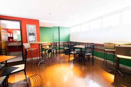 Apartamento para alugar com 27m², 1 quarto e 1 vaga Apartamento para alugar com 27m², 1 quarto e 1 vagaEspaço Gourmet na Área Comum