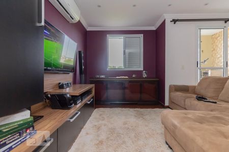 Sala de apartamento à venda com 2 quartos, 80m² em Jardim Tupanci, Barueri
