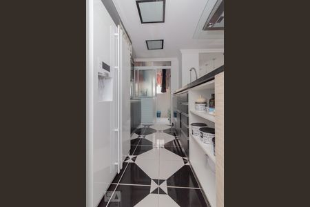 Apartamento à venda com 80m², 2 quartos e 2 vagasCozinha