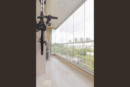 Varanda gourmet de apartamento à venda com 2 quartos, 80m² em Jardim Tupanci, Barueri