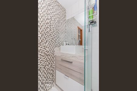 Apartamento à venda com 80m², 2 quartos e 2 vagasSuíte 