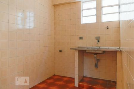 Cozinha de kitnet/studio para alugar com 1 quarto, 25m² em Bela Vista, São Paulo