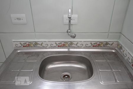 Cozinha de kitnet/studio para alugar com 1 quarto, 25m² em Bela Vista, São Paulo