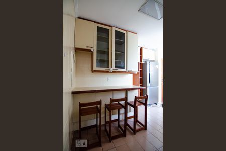 Apartamento à venda com 97m², 3 quartos e 2 vagasCozinha