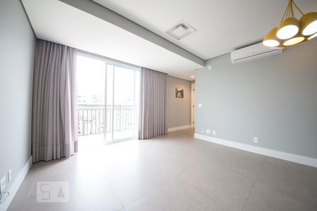 Sala de apartamento para alugar com 1 quarto, 48m² em Cambuí, Campinas