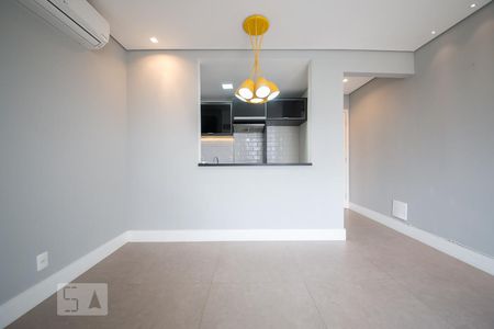 Sala de apartamento para alugar com 1 quarto, 48m² em Cambuí, Campinas