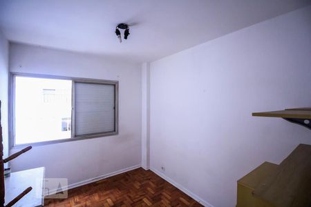 Quarto de apartamento para alugar com 2 quartos, 51m² em Cerqueira César, São Paulo