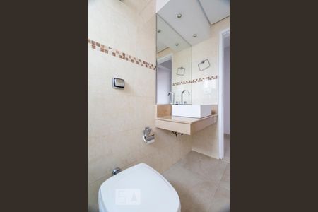 Banheiro social de apartamento à venda com 2 quartos, 65m² em Vila Mascote, São Paulo