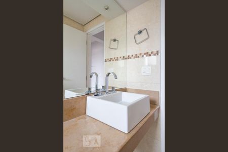 Apartamento à venda com 65m², 2 quartos e 2 vagasBanheiro social