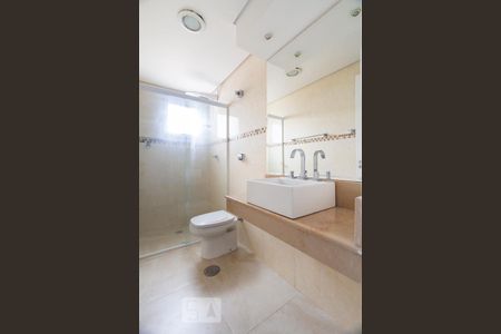 Banheiro social de apartamento à venda com 2 quartos, 65m² em Vila Mascote, São Paulo