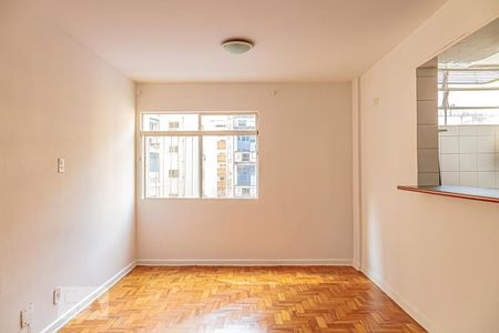 Sala/Quarto de kitnet/studio à venda com 1 quarto, 42m² em Vila Buarque, São Paulo