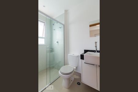 Banheiro da suíte de apartamento para alugar com 2 quartos, 77m² em Vila Regente Feijó, São Paulo