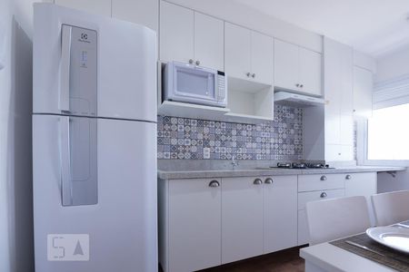 Cozinha de apartamento à venda com 1 quarto, 31m² em Água Branca, São Paulo