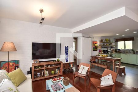 Sala de apartamento para alugar com 2 quartos, 112m² em Vila Suzana, São Paulo