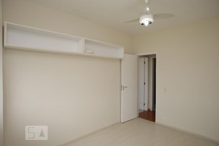 Quarto 1 de apartamento para alugar com 2 quartos, 78m² em Grajaú, Rio de Janeiro