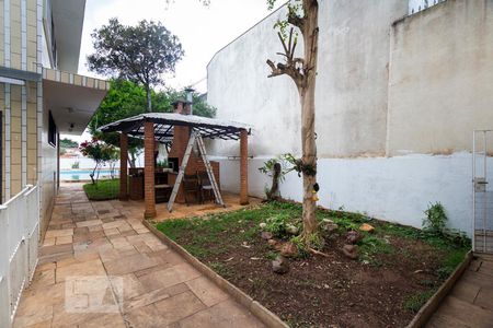 Casa à venda com 500m², 6 quartos e 3 vagasÁrea externa - churrasqueira/Edícula