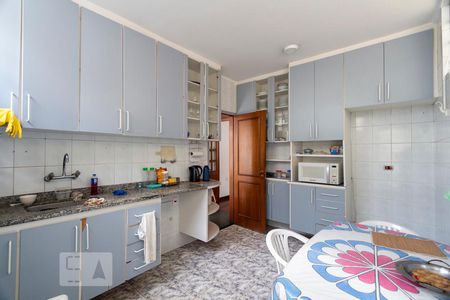 Casa à venda com 500m², 6 quartos e 3 vagasCozinha