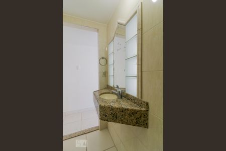 Apartamento para alugar com 80m², 2 quartos e sem vaga Apartamento para alugar com 80m², 2 quartos e sem vagaBanheiro 2