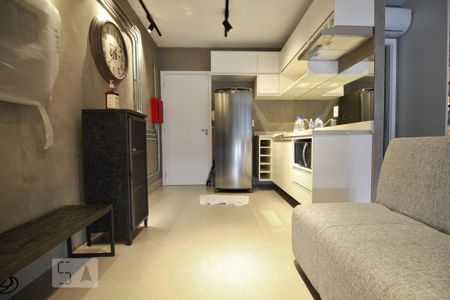 Sala de kitnet/studio para alugar com 1 quarto, 36m² em Real Parque, São Paulo