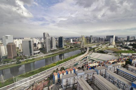 Vista da varanda de kitnet/studio para alugar com 1 quarto, 36m² em Real Parque, São Paulo