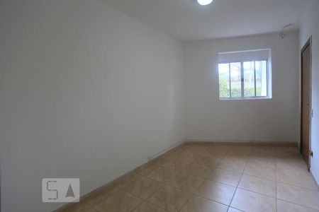 Casa à venda com 350m², 5 quartos e 4 vagasQuarto de Serviço