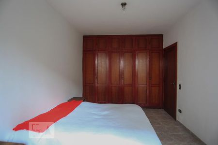 Casa à venda com 350m², 5 quartos e 4 vagasQuarto 2