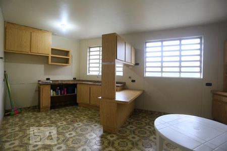 Casa à venda com 350m², 5 quartos e 4 vagasCozinha