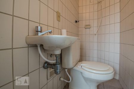 Apartamento à venda com 100m², 3 quartos e 2 vagasBanheiro Serviço