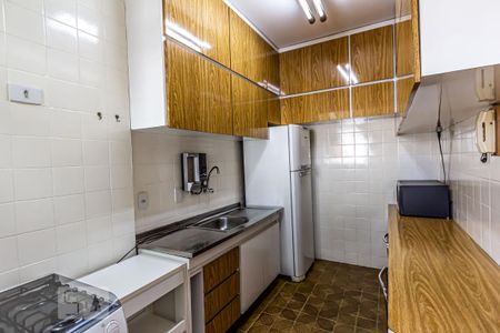 Cozinha de apartamento para alugar com 3 quartos, 119m² em Higienópolis, São Paulo