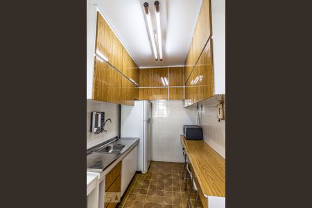 Cozinha de apartamento para alugar com 3 quartos, 119m² em Higienópolis, São Paulo