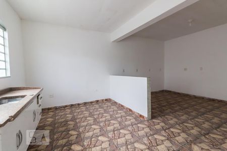 Cozinha de casa para alugar com 1 quarto, 30m² em Jardim Eusonia, Guarulhos