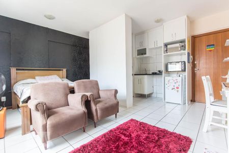 Sala de kitnet/studio para alugar com 1 quarto, 27m² em Asa Norte, Brasília