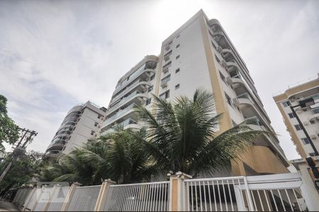Apartamento à venda com 70m², 2 quartos e 1 vagaFachada