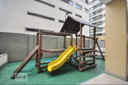 Apartamento à venda com 70m², 2 quartos e 1 vagaParquinho