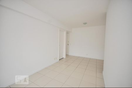 Apartamento à venda com 70m², 2 quartos e 1 vagaSala