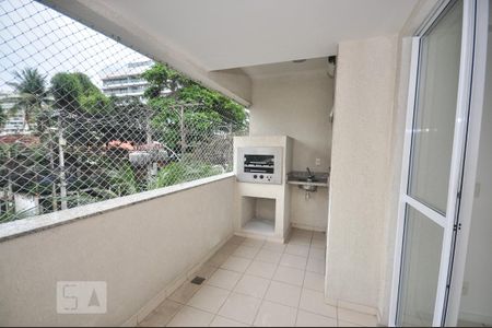 Apartamento à venda com 70m², 2 quartos e 1 vagaVaranda