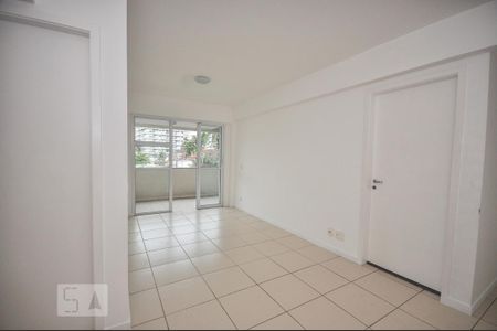 Apartamento à venda com 70m², 2 quartos e 1 vagaSala