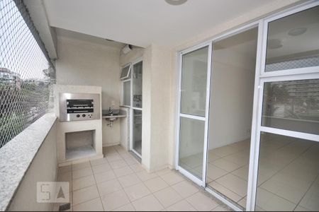 Apartamento à venda com 70m², 2 quartos e 1 vagaVaranda