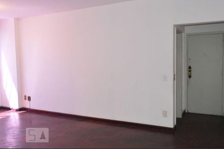 Sala de apartamento para alugar com 3 quartos, 110m² em Ingá, Niterói