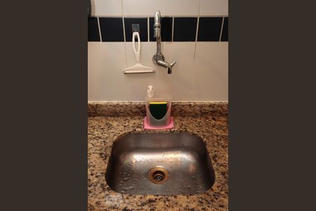 Cozinha de kitnet/studio para alugar com 1 quarto, 32m² em República, São Paulo