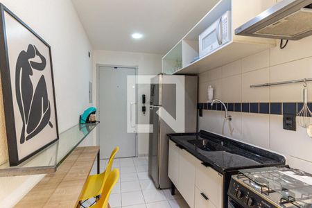 Cozinha de kitnet/studio para alugar com 1 quarto, 32m² em República, São Paulo