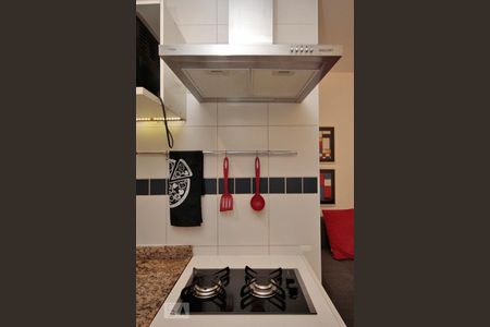 Cozinha de kitnet/studio para alugar com 1 quarto, 32m² em República, São Paulo