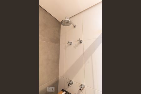 Banheiro de apartamento para alugar com 2 quartos, 75m² em Santo Amaro, São Paulo