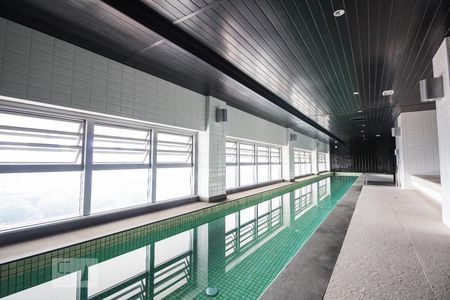 Apartamento para alugar com 75m², 2 quartos e 1 vaga Apartamento para alugar com 75m², 2 quartos e 1 vagaPiscina - Condomínio