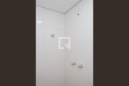 Lavabo de apartamento para alugar com 2 quartos, 66m² em Perdizes, São Paulo