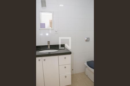 Apartamento para alugar com 66m², 2 quartos e 1 vagaBanheiro Social