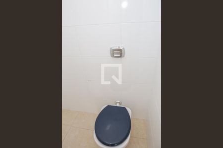 Lavabo de apartamento para alugar com 2 quartos, 66m² em Perdizes, São Paulo