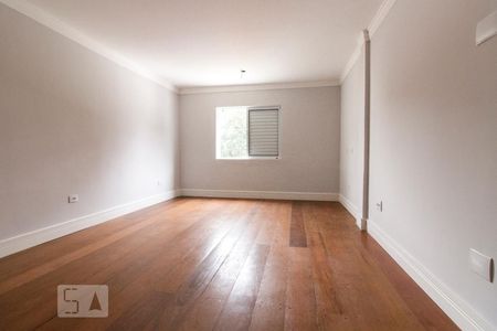 Casa à venda com 500m², 5 quartos e 3 vagasQuarto Suíte 2