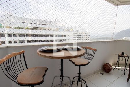 Varanda de apartamento para alugar com 3 quartos, 160m² em Barra da Tijuca, Rio de Janeiro